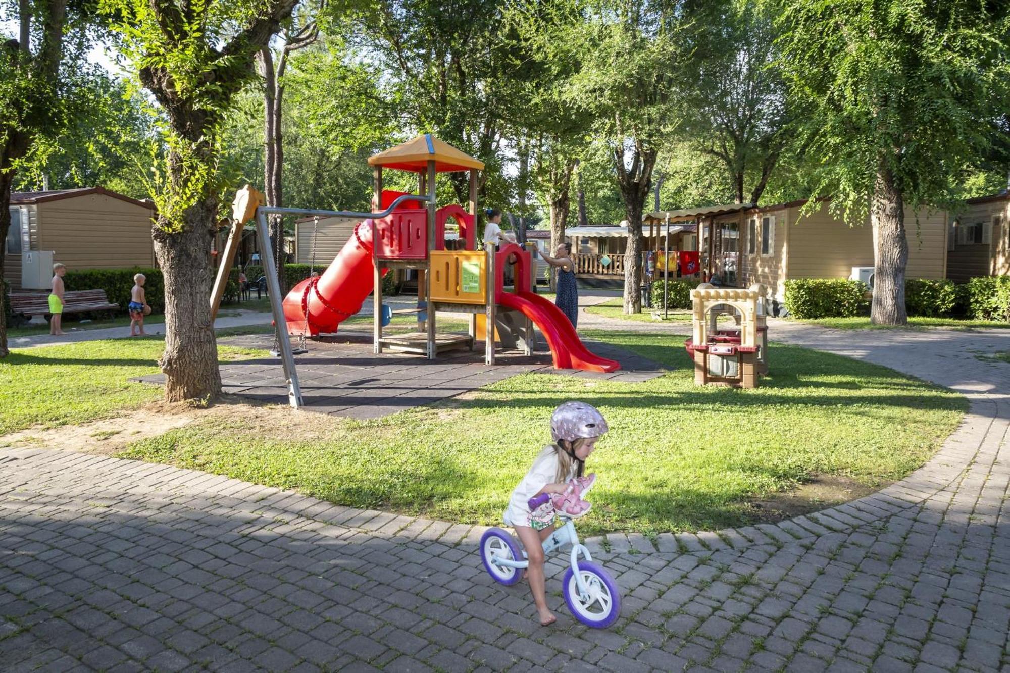 hu Altomincio Village Valeggio sul Mincio Esterno foto